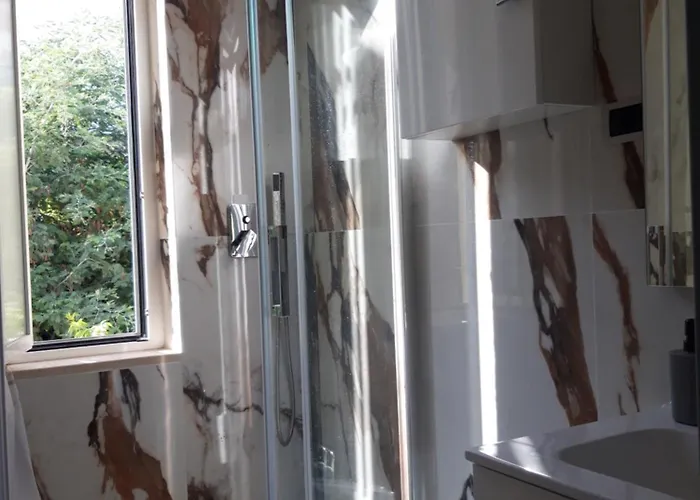 La Mimosa Di Andrea شقة لا سبيتسْيا